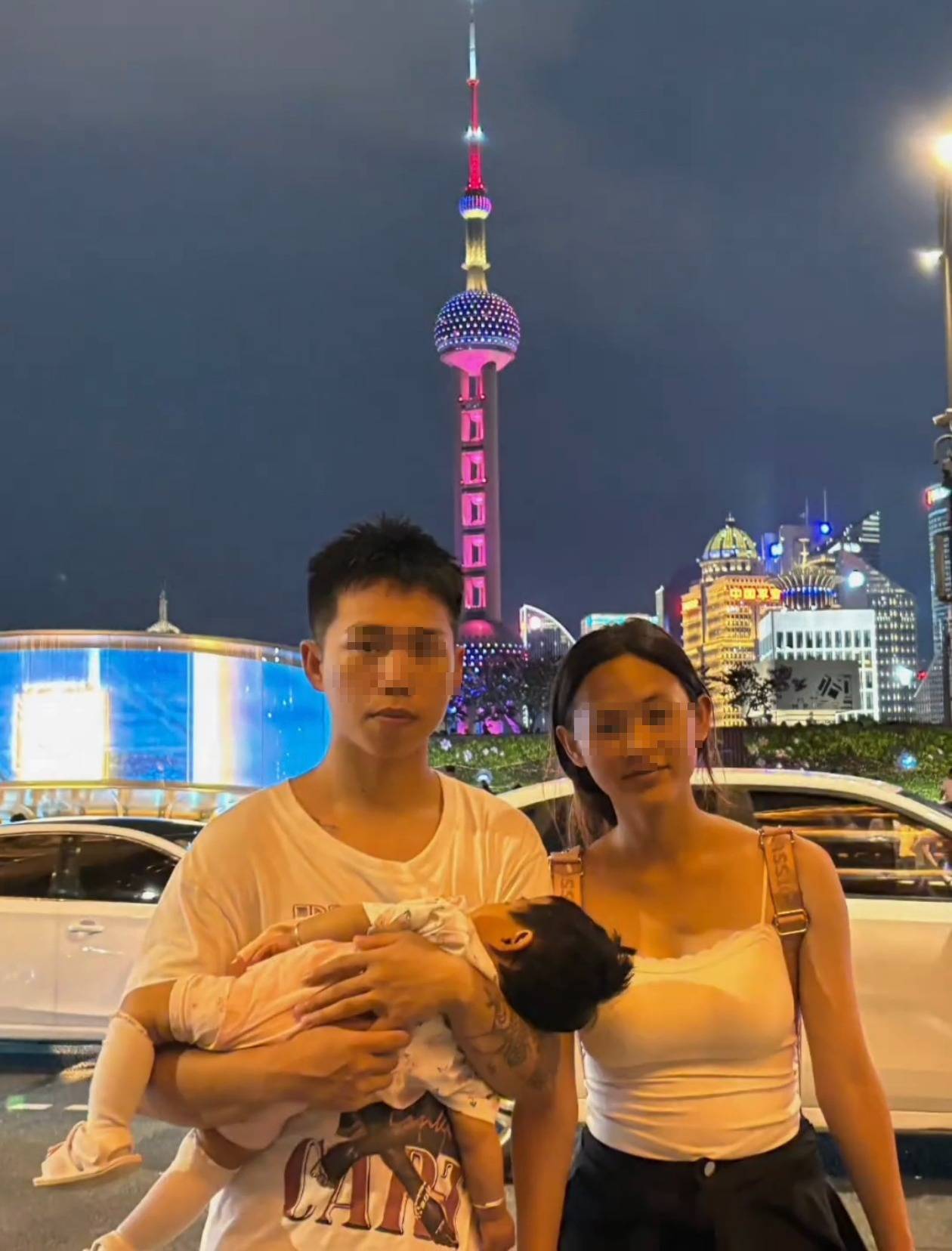 奶奶在哭<strong></p>
<p>虚拟币涨速软件</strong>，宝宝在笑！40天女婴重病，00后父亲割肝救女，术后这一幕让网友泪奔