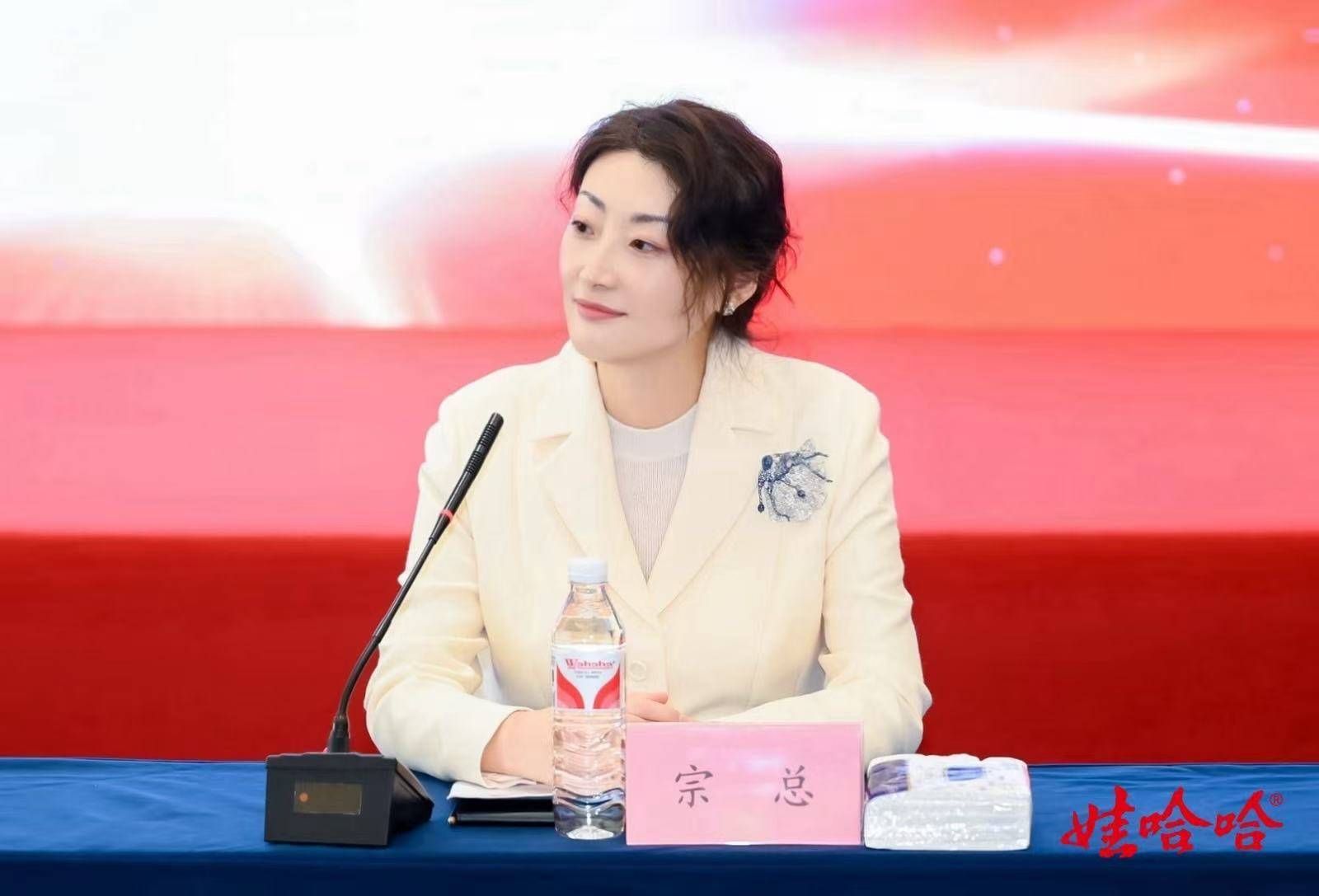 商业头条No.89 | 专访宗馥莉：做一个“追赶者”<strong></p>
<p>虚拟币涨速软件</strong>，不急于证明自己