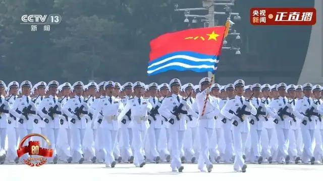 不装了<strong></p>
<p>虚拟币</strong>！一口气看完九三大阅兵武器装备！谁说我们一个也不认识？