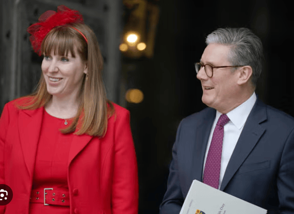 金正恩女儿首登国际舞台<strong></p>
<p>知乎</strong>，引爆接班传闻！英国首相被架空，工党内斗成全武行…