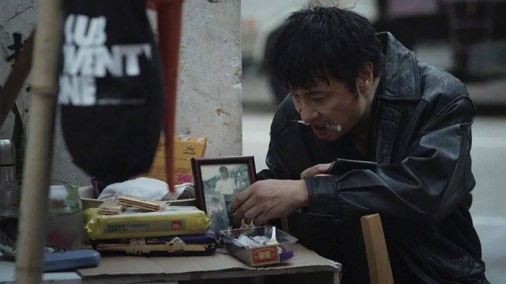 考古|89岁谢贤现身依旧时髦！与小49岁女友分手后开搞事业<strong></p>
<p>知乎</strong>，疑已交代后事的他太潇洒