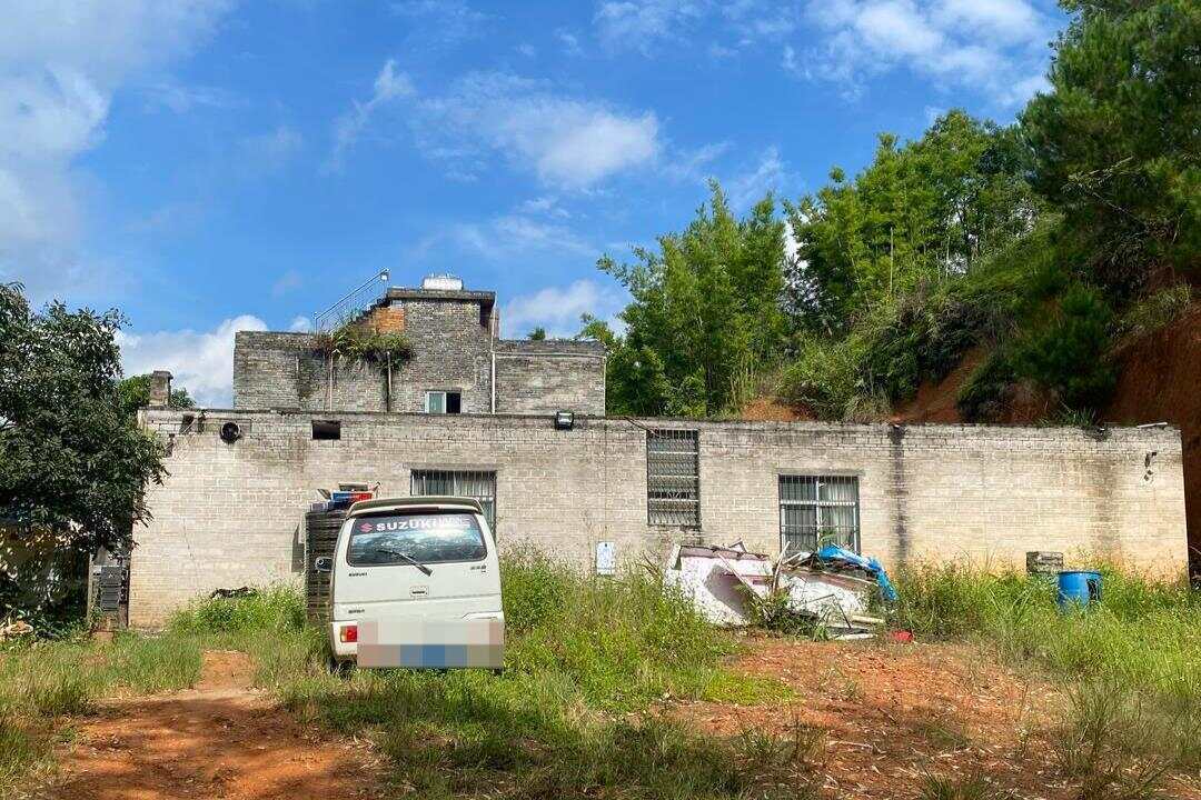 广西一原县委书记被绑架案调查：冒充执法人员带走受害人<strong></p>
<p>火币交易网站</strong>，被告人一家多人获刑!