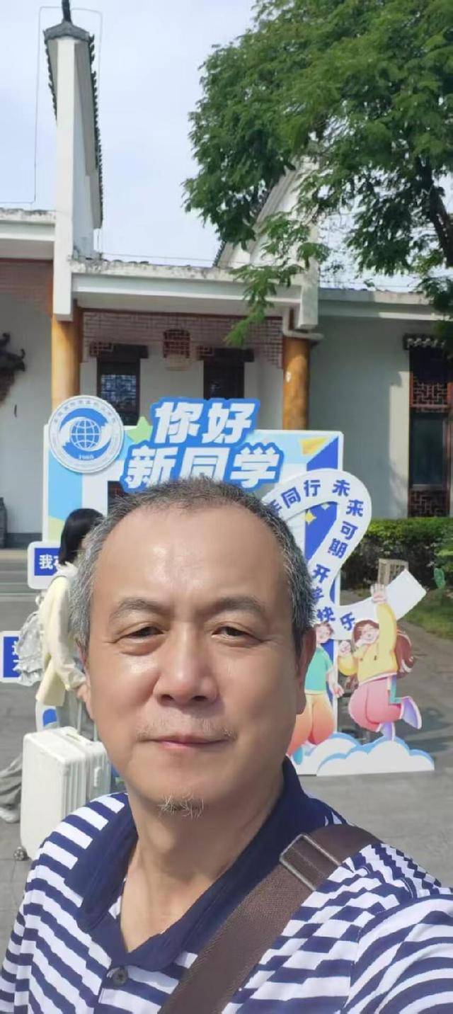 合肥60后高考大叔已到校报到<strong></p>
<p>虚拟币买卖委托价</strong>，将开启校园生活，大叔：年龄虽大但无需特别照顾