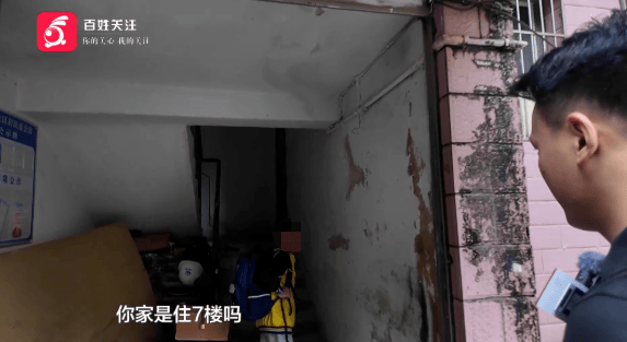 心酸！12岁男孩“独居”贵阳一安置房内<strong></p>
<p>虚拟币交易所加盟</strong>，父亲回应：迫于无奈，因为……