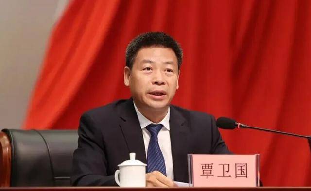 中央批准任省委常委后<strong></p>
<p>虚拟币交易所加盟</strong>，他被免去副省长职务
