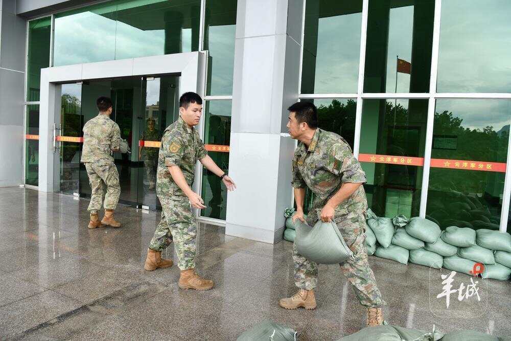 台风就是命令<strong></p>
<p>人民币买虚拟币网站</strong>！广东省军区官兵和民兵严阵以待