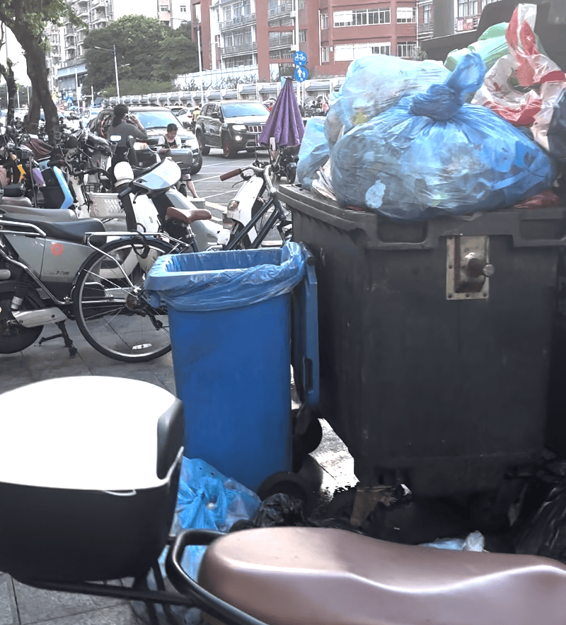深圳一医院门口被指“举步维艰”<strong></p>
<p>虚拟币天王</strong>！整治后记者实探:仍很堵