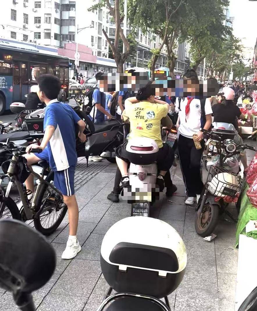 深圳一医院门口被指“举步维艰”<strong></p>
<p>虚拟币天王</strong>！整治后记者实探:仍很堵
