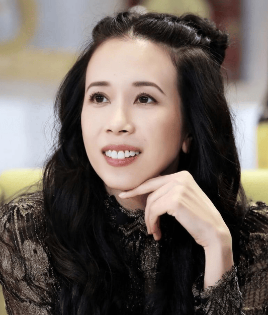 考古|55岁的莫文蔚美到令人惊艳<strong></p>
<p>虚拟币天王</strong>，风情万种身材完美，但她的“傲人资本”从来不只是外貌