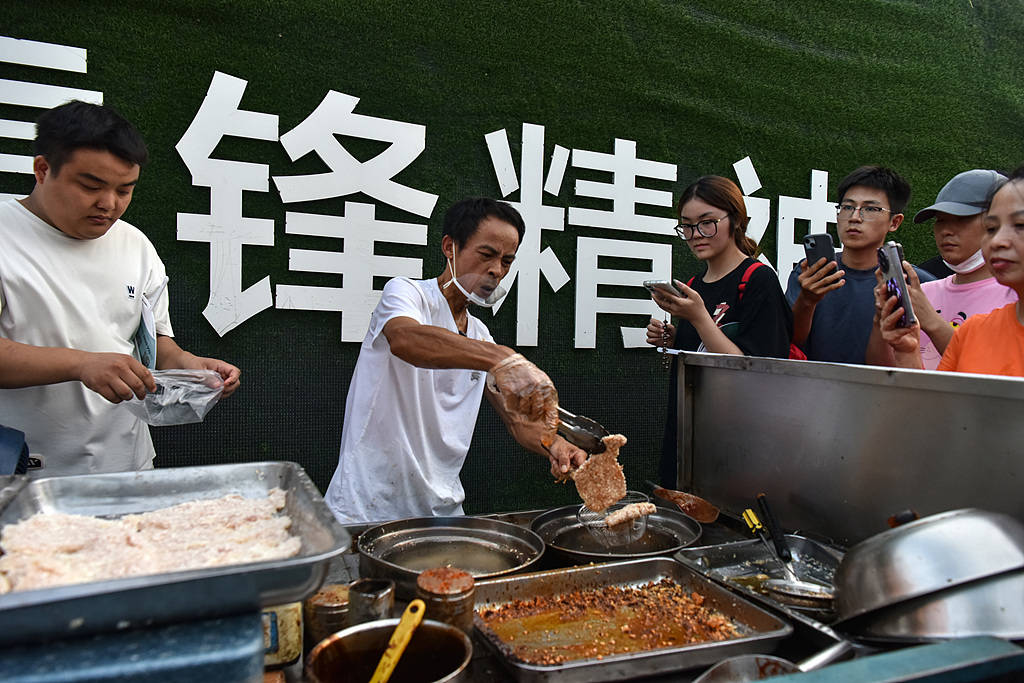 景德镇派专班接“鸡排哥”流量<strong></p>
<p>irc虚拟币交易</strong>，很难有什么新故事