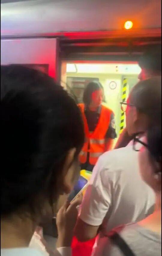 大连地铁发生故障停运一小时<strong></p>
<p>虚拟币模拟交易</strong>，目击者称看到120和警车，工作人员否认列车和人相撞，故障原因在落实中