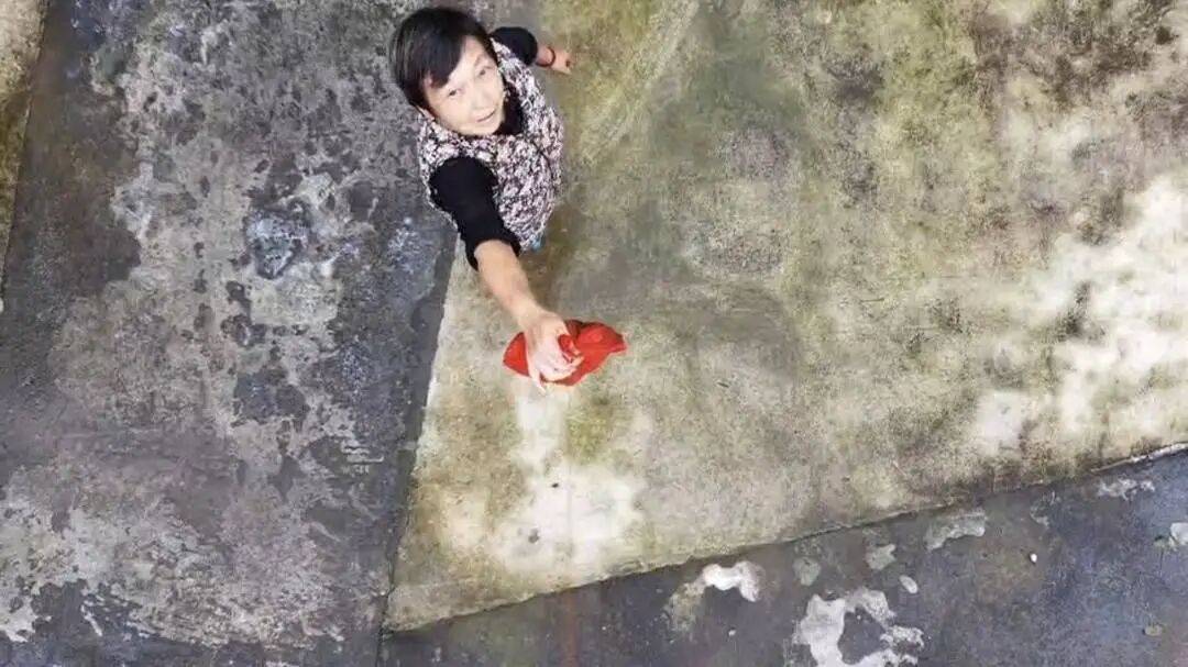 四川巴中男子宴席打包“坨子肉”<strong></p>
<p>虚拟币实力排名</strong>，用无人机“空投”给95岁外婆