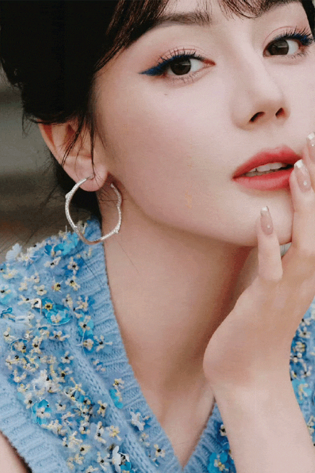 时装周上的女明星<strong></p>
<p>虚拟币实力排名</strong>，秋冬氛围感一键封顶！