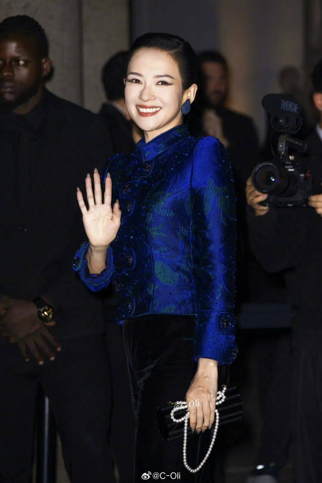 时装周上的女明星<strong></p>
<p>虚拟币实力排名</strong>，秋冬氛围感一键封顶！