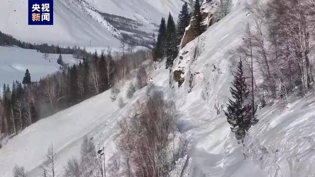 新疆喀纳斯景区遭遇降温降雪<strong></p>
<p>万能虚拟币盯盘app</strong>，道路仍处于管制状态