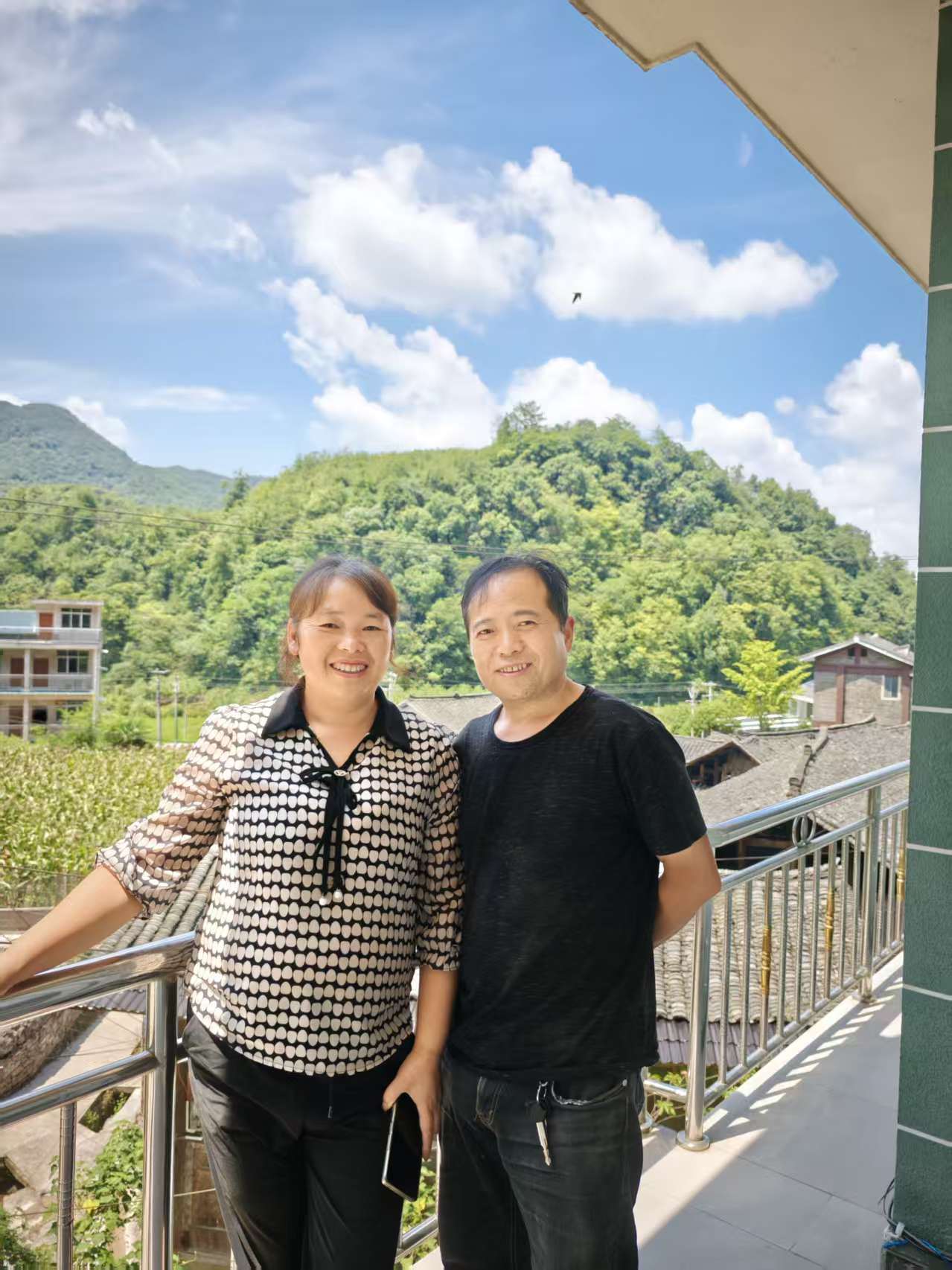 那个让老师骄傲的“调皮”班级！30年同学聚会<strong></p>
<p>虚拟币声音报警器</strong>，还伴有一封来自贵州的感谢信