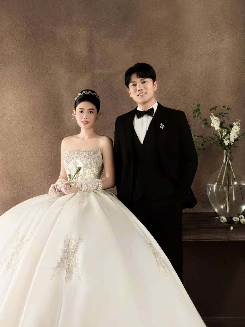 “千万富翁”解克锋儿子解清帅将举办婚礼<strong></p>
<p>如何炒波段虚拟币</strong>，解克锋：很开心，邀请了部分寻亲家长参加