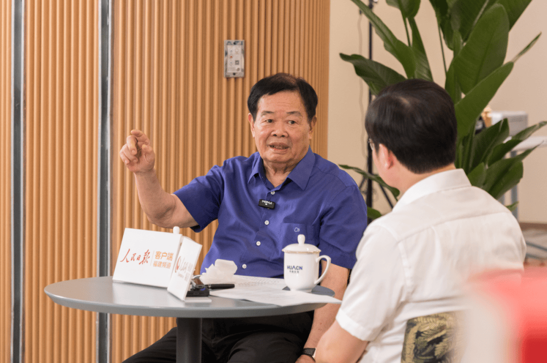 被指“做慈善很慷慨<strong></p>
<p>edu</strong>，但对员工比较苛刻”，曹德旺回应