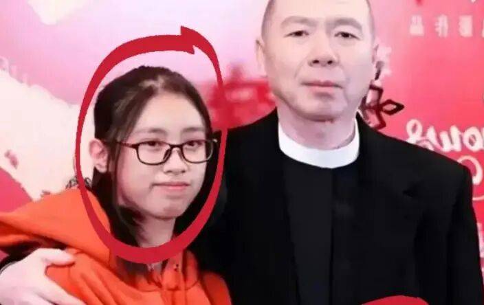 考古|冯小刚带女儿去陈思诚工作室！开个人账号还读影视专业<strong></p>
<p>edu</strong>，她也要“女承父业”吗？