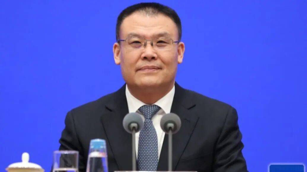 财政部副部长王东伟履新安徽省委常委<strong></p>
<p>虚拟货币炒币经验</strong>，河南唐河人