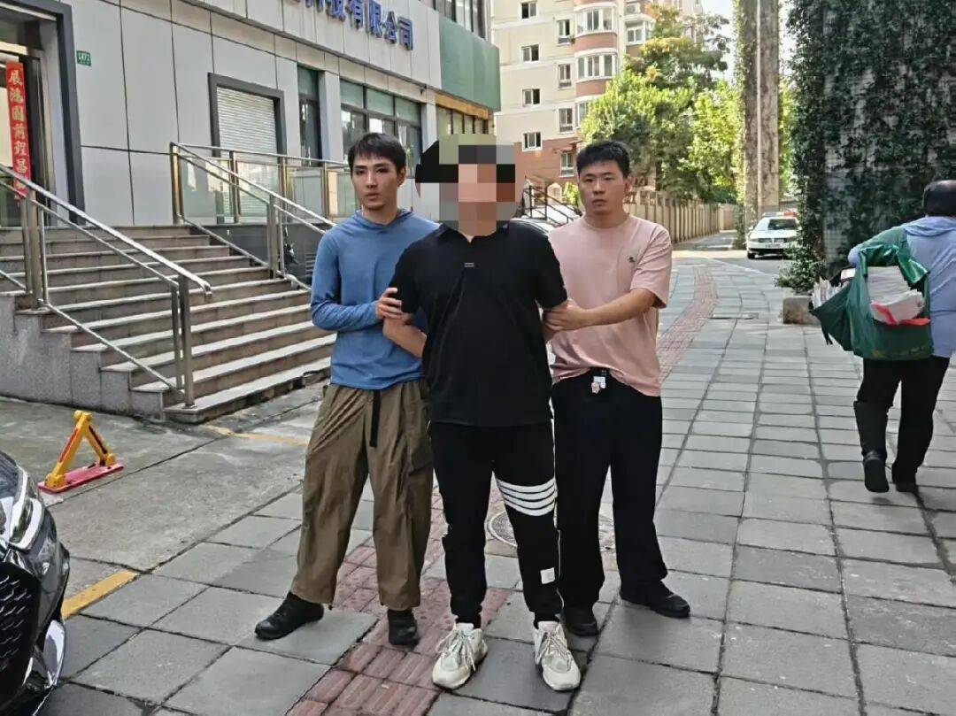 “我的微信名不叫这个<strong></p>
<p>人民比怎么买虚拟币</strong>，太恶心了吧”！上海一对房东房客，被中介做局了