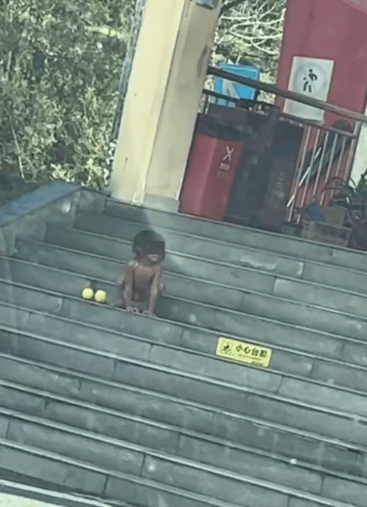 大理回应高速上有家庭带“野人小孩”：父母坚持让娃亲近自然<strong></p>
<p>人民比怎么买虚拟币</strong>，生活暂无困难，没虐待