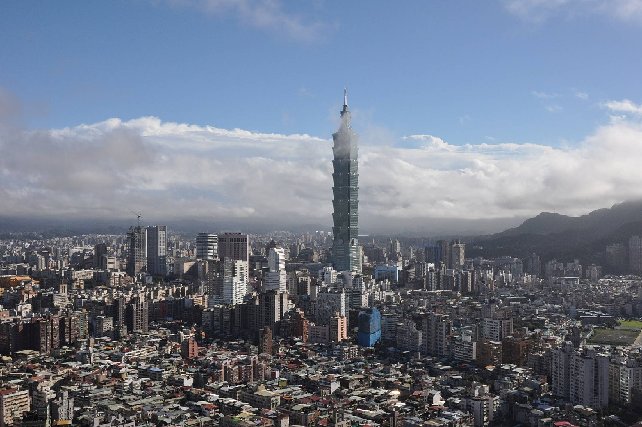 台海观澜 | 郑丽文披挂上阵<strong></p>
<p>区块链排名</strong>，赖清德铤而走险几率大增