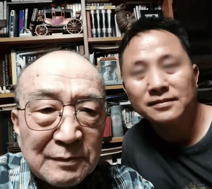 考古｜曝78岁李保田近况！找人维修窗户喝10元桶装水<strong></p>
<p>虚拟币软搬砖</strong>，生活超朴素！