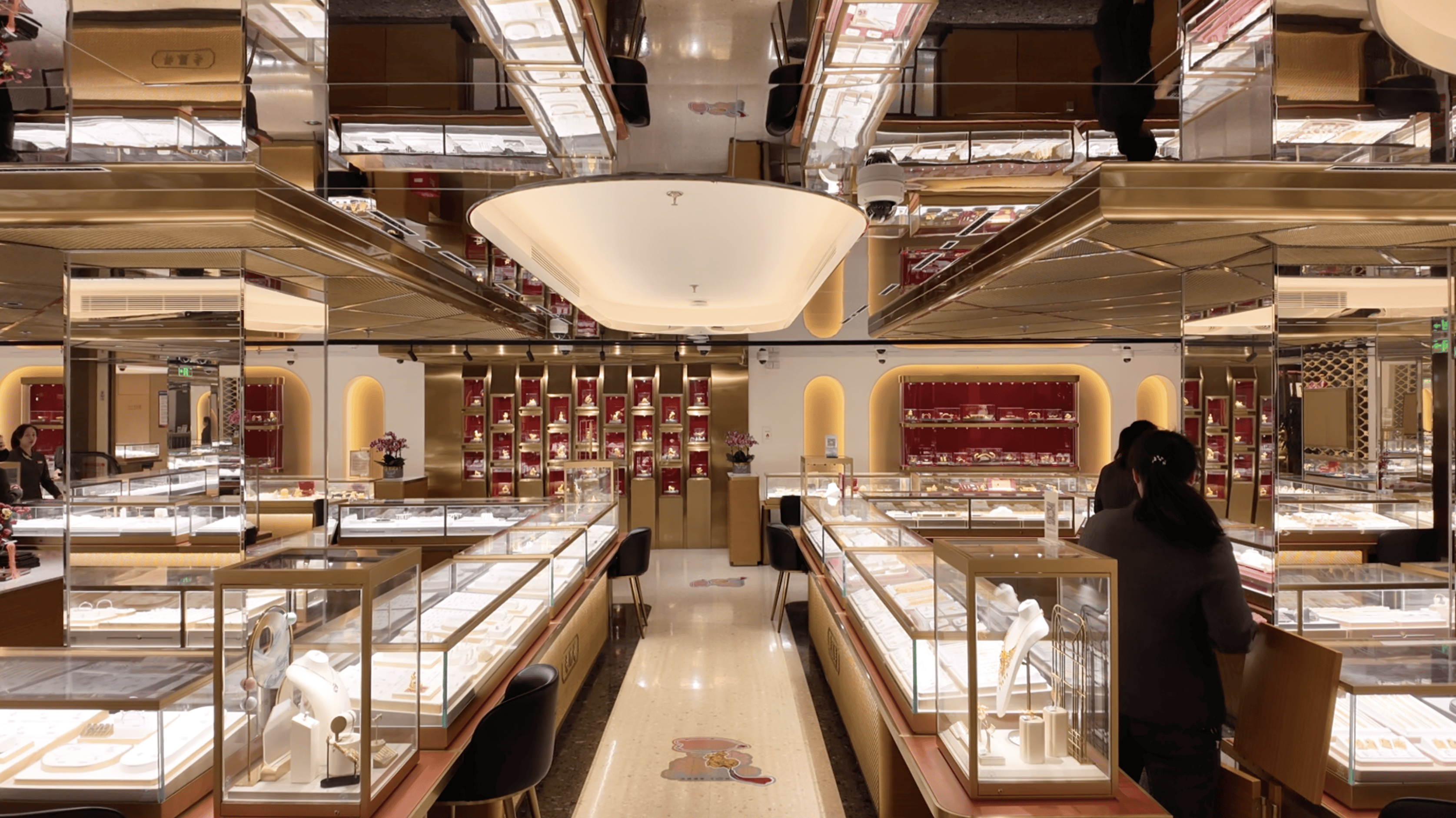 实探｜金价惊魂一夜后：“囤金大爷大妈”挤爆金店<strong></p>
<p>虚拟币</strong>，拿下百克金条