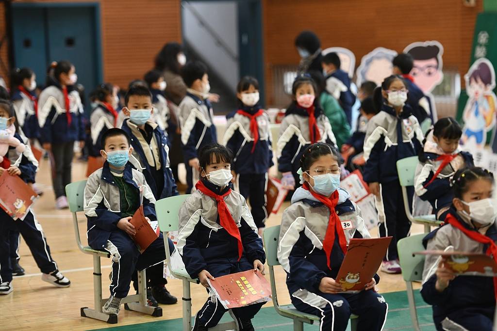教育部严禁频繁考试<strong></p>
<p>发布教程</strong>,小学生快被“考考考”搞疯了