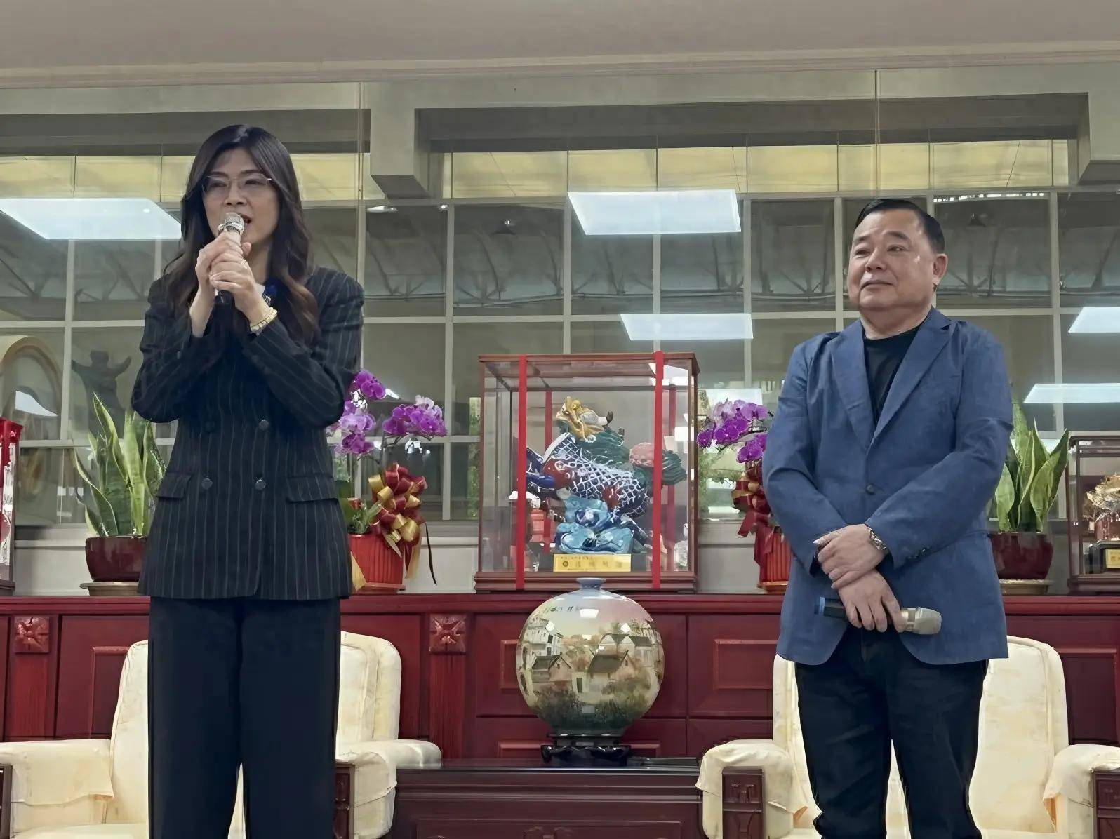 公然与郑丽文九二共识唱反调<strong></p>
<p>发布教程</strong>?国民党中央:亲美 友日 和陆路线不变
