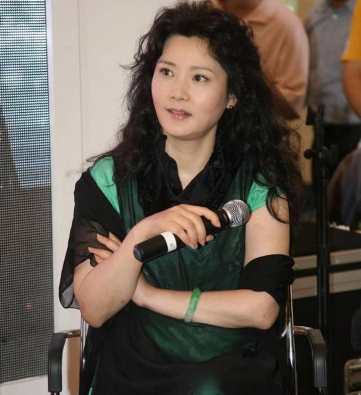 何赛飞怒斥张柏芝后道歉：<strong></p>
<p>虚拟币发行风险</strong>我这个人脾气急并非针对人