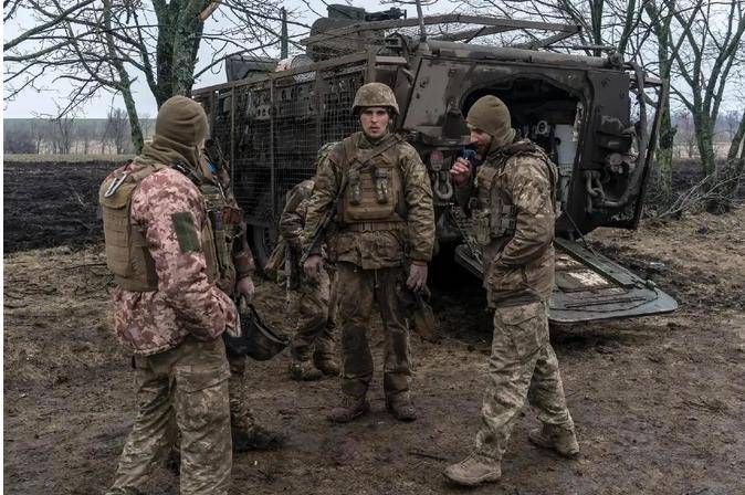 俄军在前线取得重大胜利<strong></p>
<p>虚拟币发行风险</strong>，1.5万名乌军遭围歼，普京突然下令，保护投降乌军！