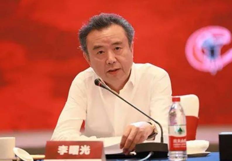 五粮液原董事长李曙光被“双开”：贪婪腐化<strong></p>
<p>虚拟币发行风险</strong>，为他人在获取酒类经销权等方面谋取利益