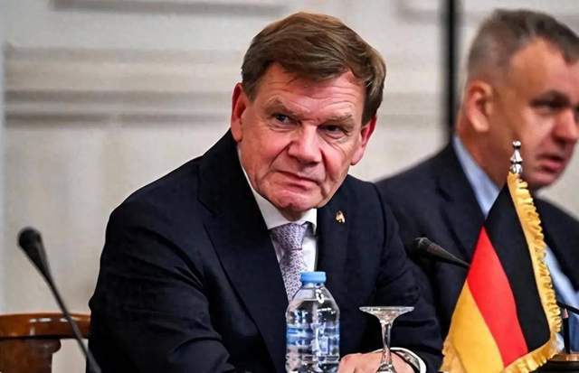 德外长乱说话后<strong></p>
<p>虚拟币发行风险</strong>，因中方无人愿接见，被迫取消访华，罕见的信号