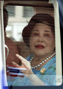 泰国王太后诗丽吉去世<strong></p>
<p>虚拟币发行风险</strong>,留下19顶奢华王冠和她的传奇一生