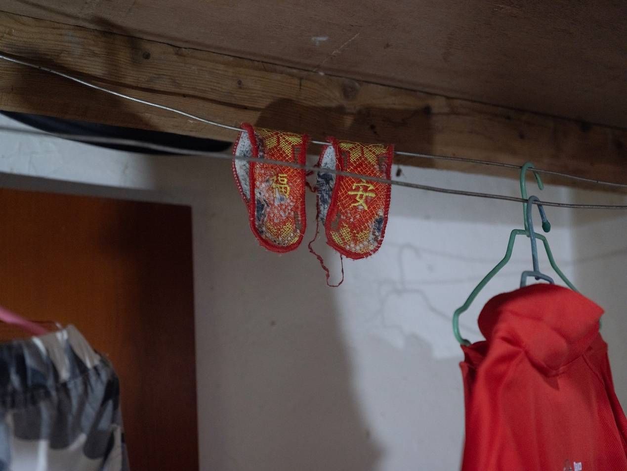 <strong></p>
<p>虚拟币如何低买高卖</strong>他们挤在8元一晚的旅店 几百人抢一个活