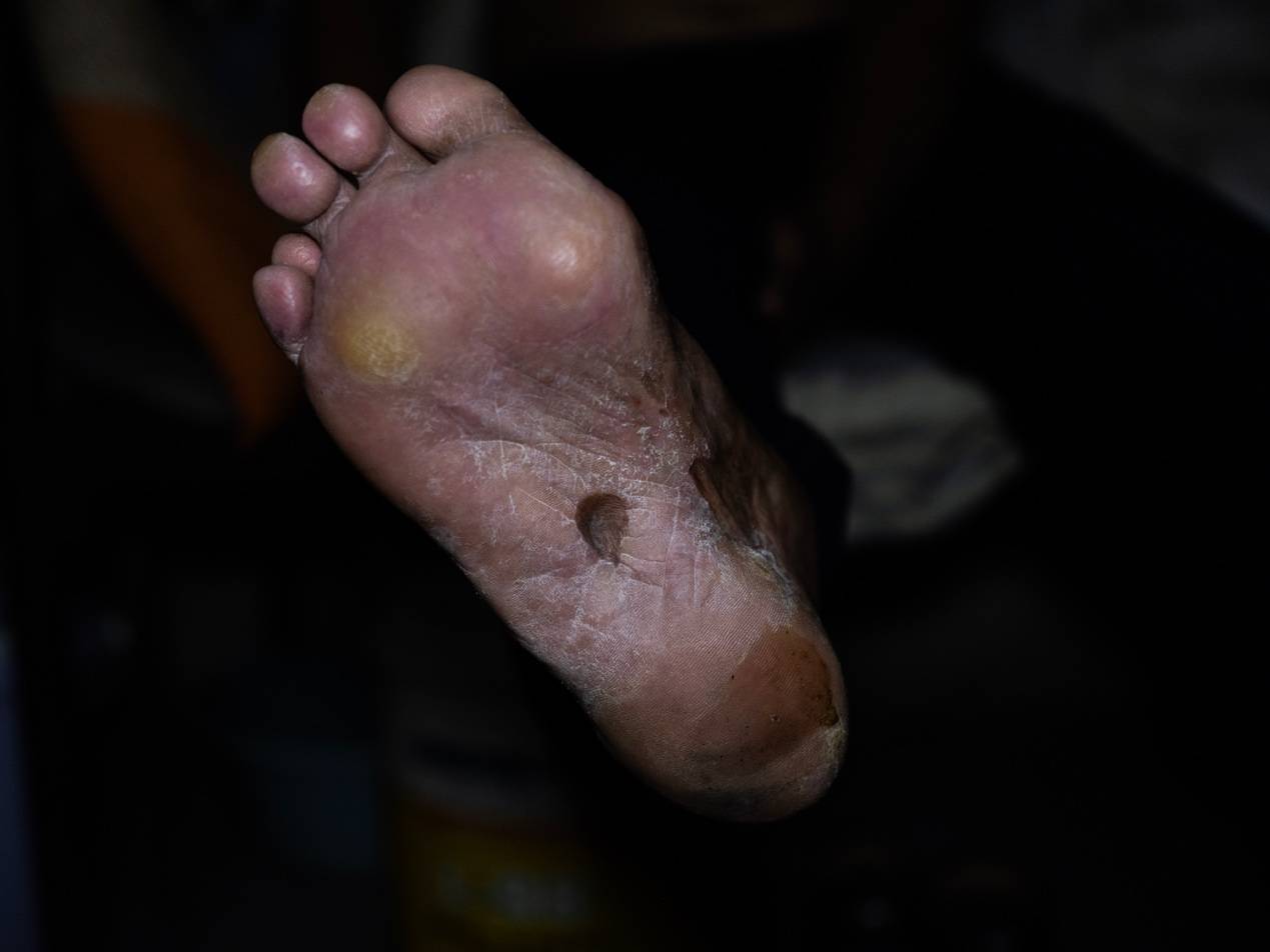 <strong></p>
<p>虚拟币如何低买高卖</strong>他们挤在8元一晚的旅店 几百人抢一个活