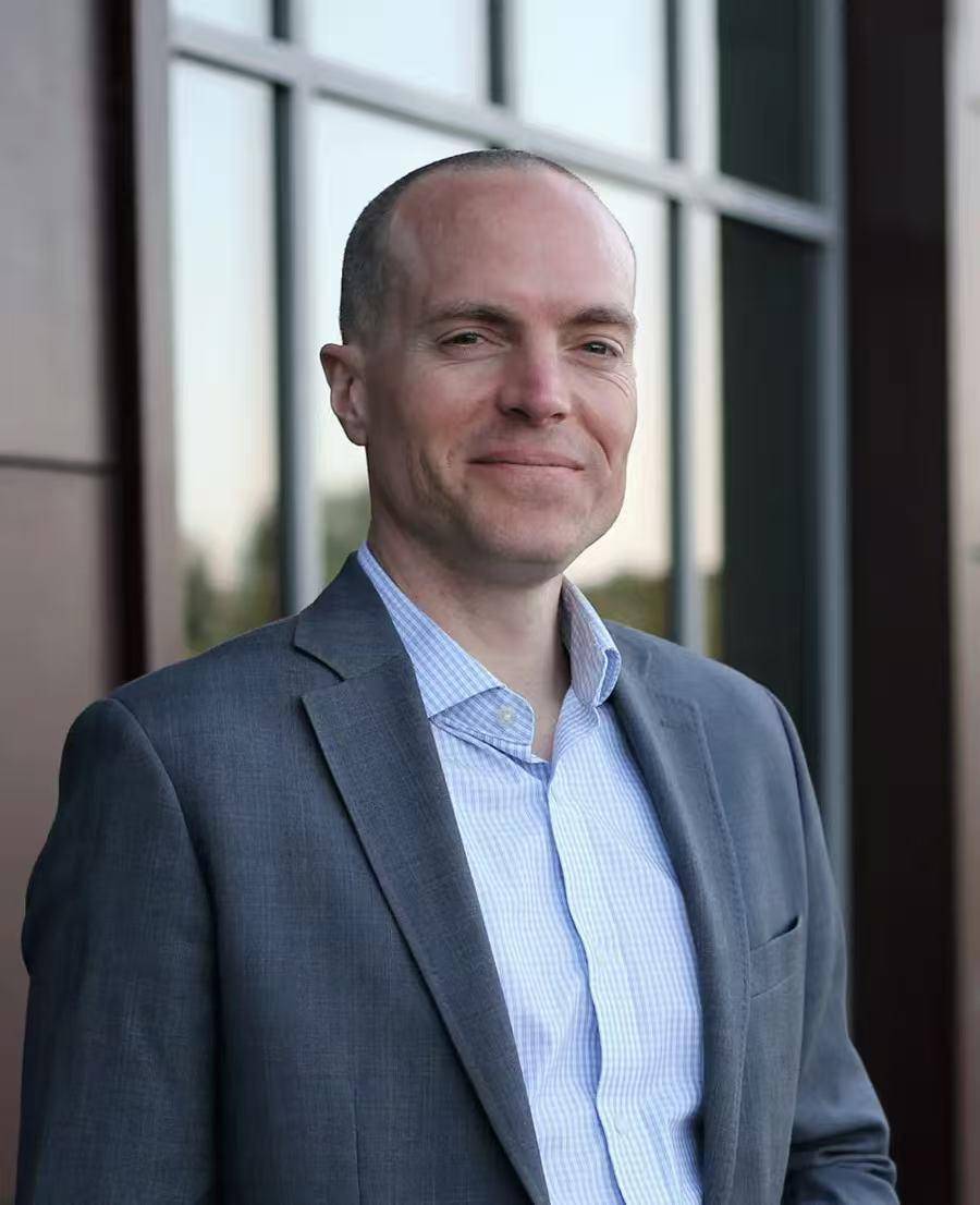 美籍校长与儿子老挝度假<strong></p>
<p>网站虚拟币对接钱包</strong>，遭5厘米长“杀人蜂”袭击，全身被蜇100多处双双殒命