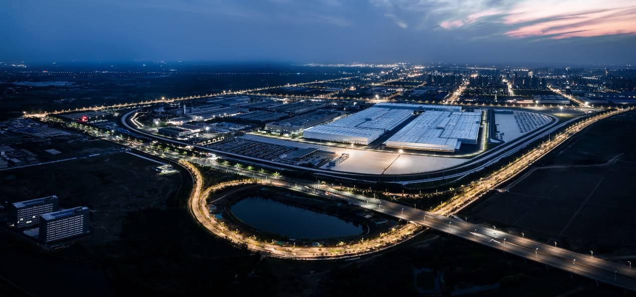 “双引擎”业务模式现雏形<strong></p>
<p>根源链虚拟币上火币</strong>,江淮汽车短期阵痛背后的长期押注