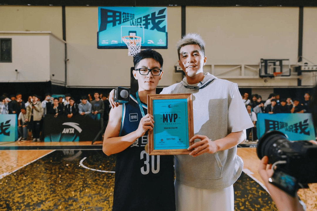 复旦、交大、同济等八大高校集结<strong></p>
<p>虚拟币ebt</strong>,得物App“新生杯”篮球赛首战上海