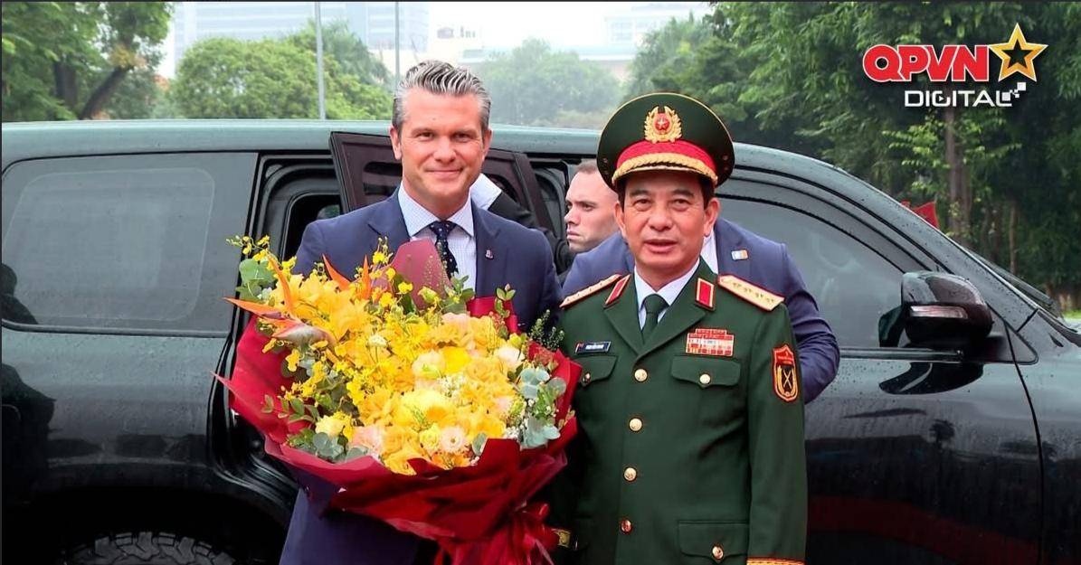 美国战争部长不远万里<strong></p>
<p>虚拟币ebt</strong>,访问越南后,发现越军假想敌是美军自己!