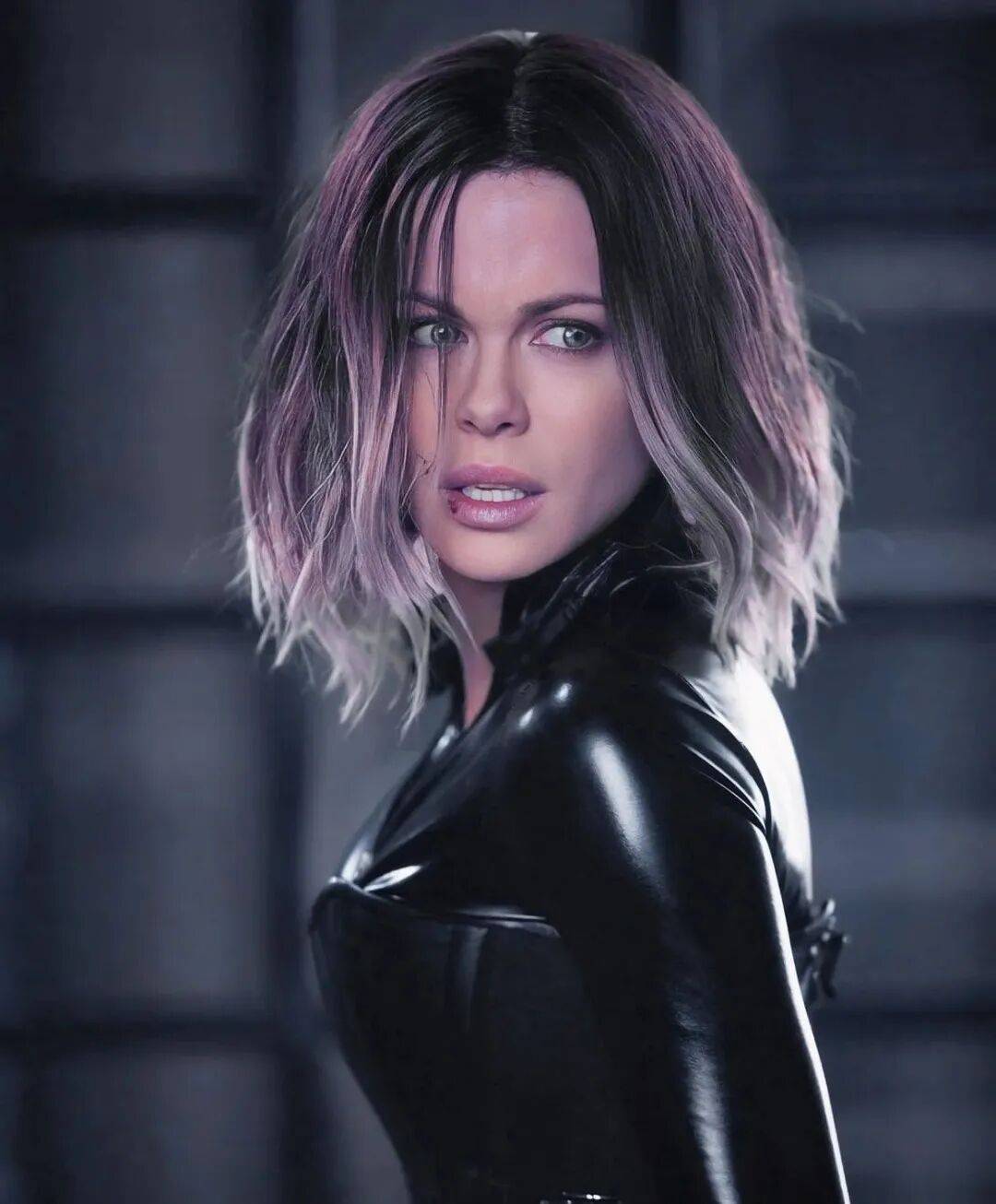 最美吸血鬼如今瘦成骷髅<strong></p>
<p>xvg虚拟币价格</strong>？《珍珠港》女主究竟怎么了？