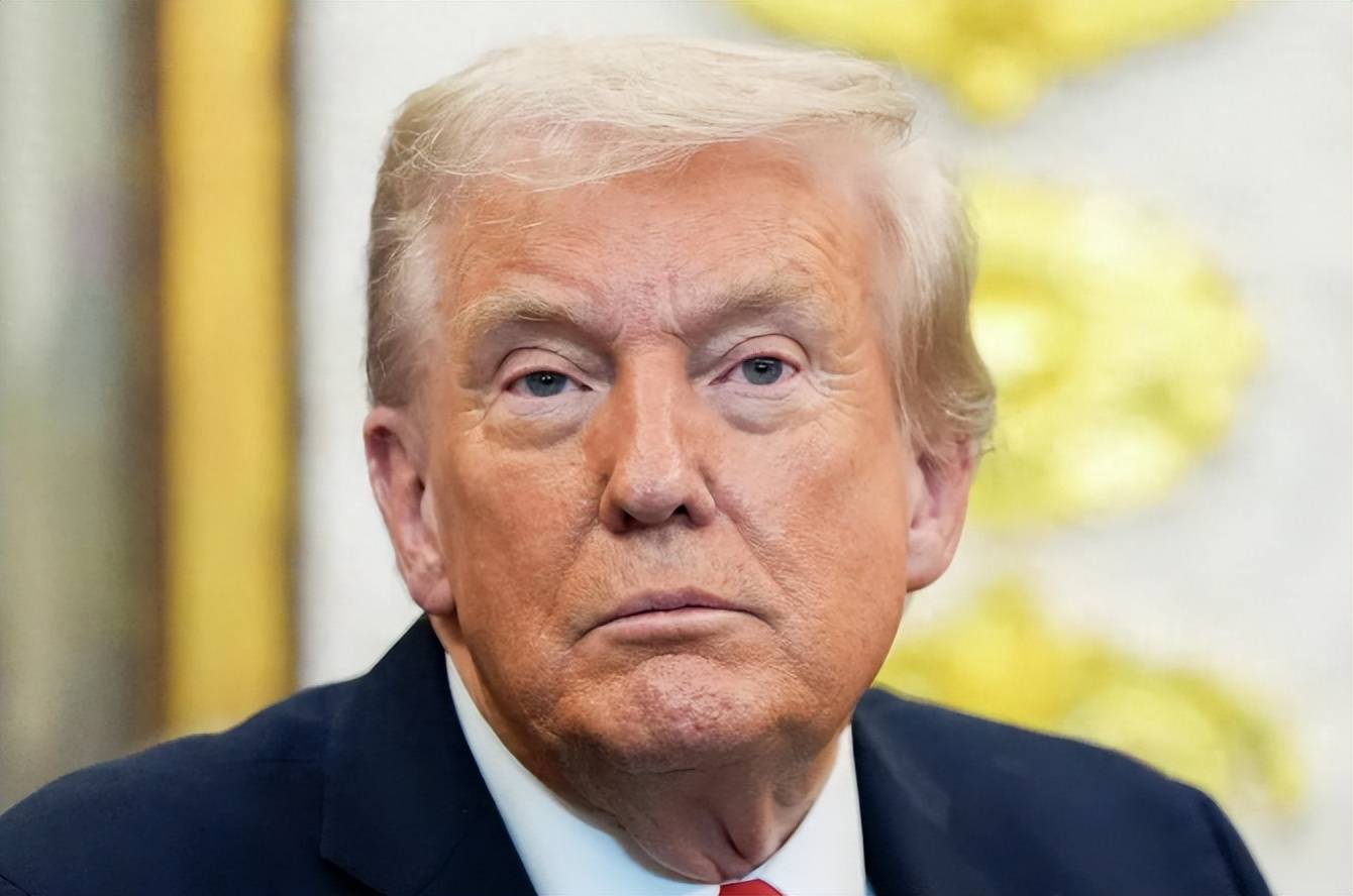 专访中途两度断电成笑柄！泽连斯基宣称乌克兰将胜利<strong></p>
<p>虚拟币套利交易软件</strong>，实则美军撤离援乌弹药缺口达 40%？