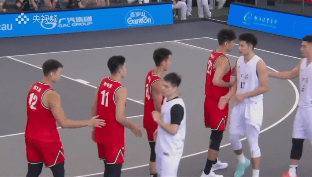 全运会男子三人篮球赛<strong></p>
<p>虚拟币套利交易软件</strong>，陈国豪、周泽源代表广东队出战，战胜江苏队取得开门红！