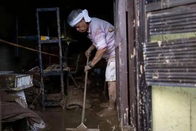 中方为什么要援助菲律宾<strong></p>
<p>虚拟币套利交易软件</strong>，都援助了谁？