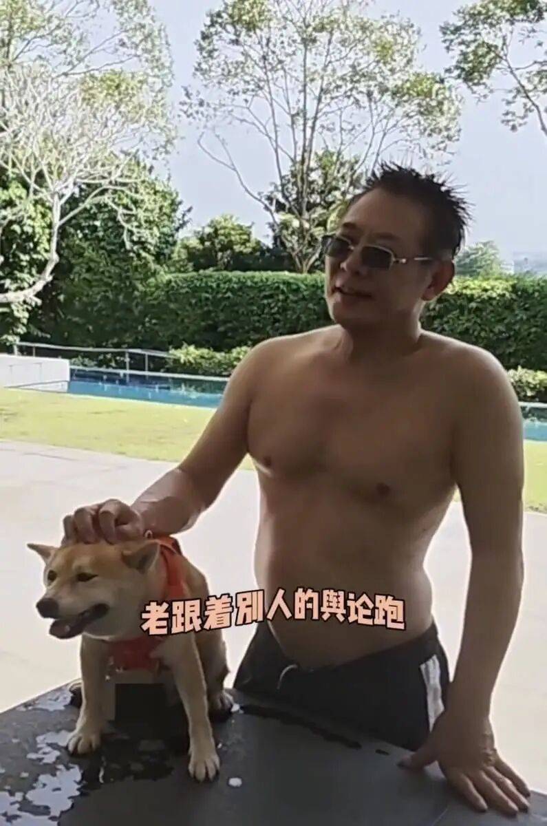 考古|李连杰晒游泳照状态重返巅峰!武打多年受伤频繁又患甲亢<strong></p>
<p>虚拟币套利交易软件</strong>,功夫皇帝一路走来太不易