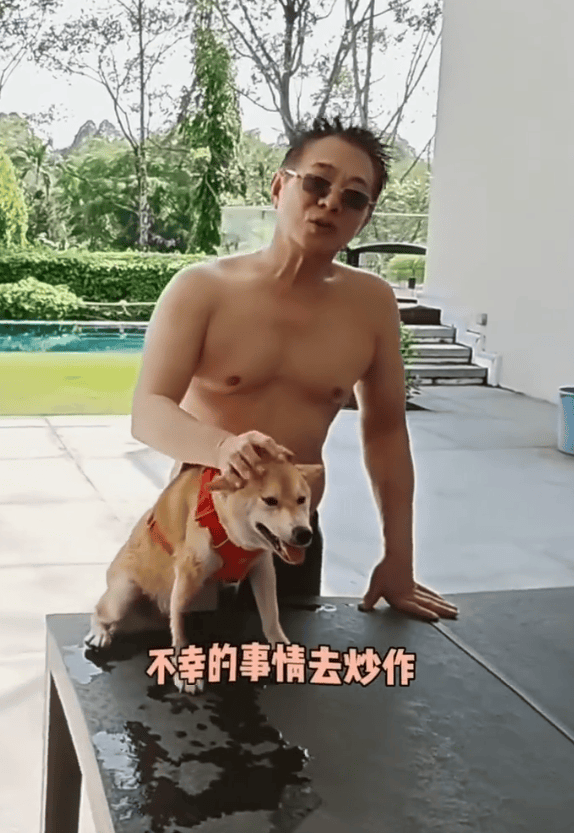 考古|李连杰晒游泳照状态重返巅峰!武打多年受伤频繁又患甲亢<strong></p>
<p>虚拟币套利交易软件</strong>,功夫皇帝一路走来太不易