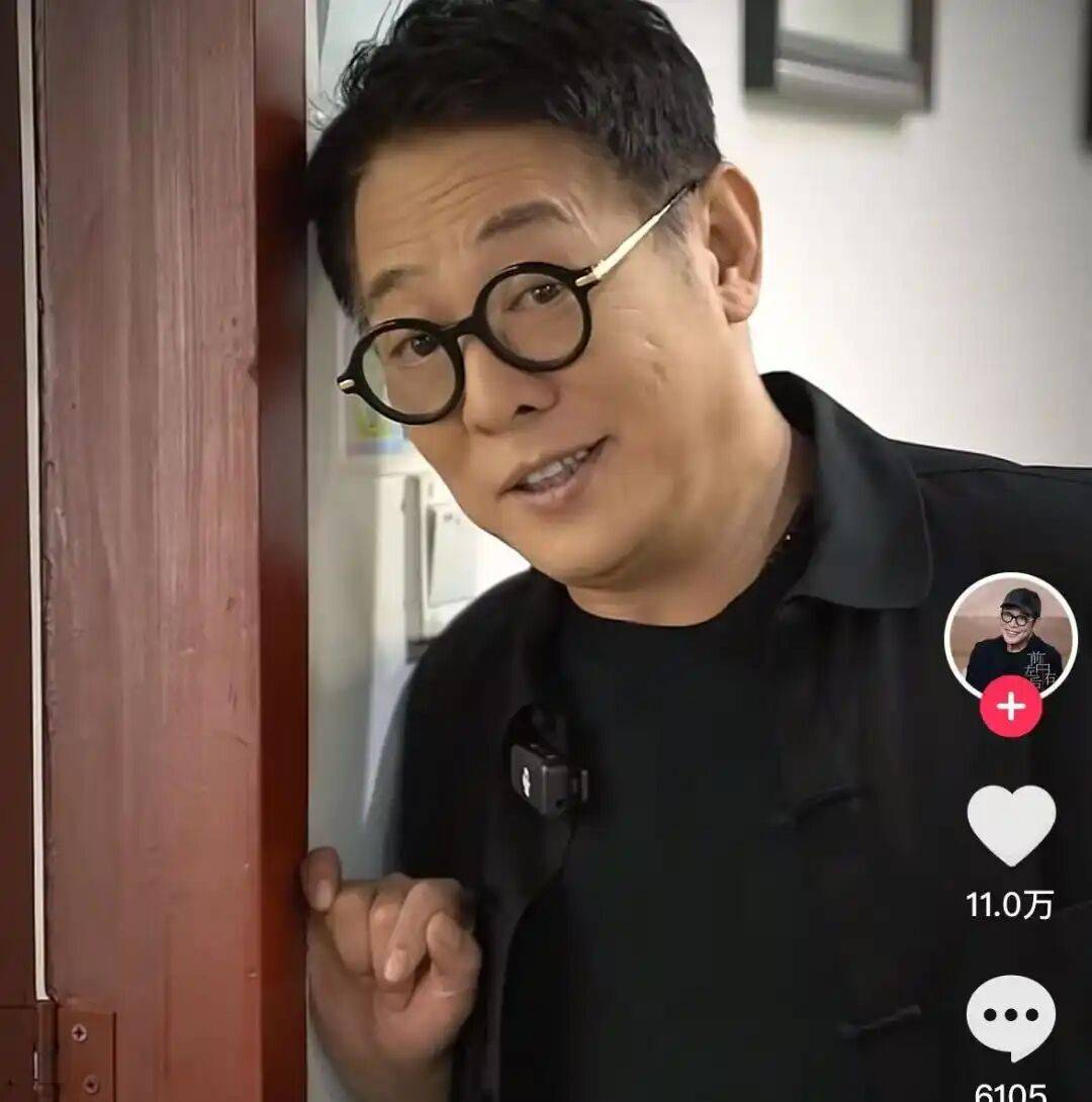 考古|李连杰晒游泳照状态重返巅峰!武打多年受伤频繁又患甲亢<strong></p>
<p>虚拟币套利交易软件</strong>,功夫皇帝一路走来太不易