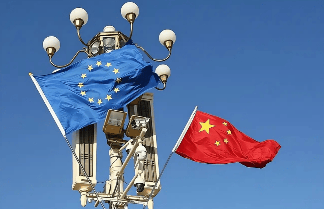 英媒破防<strong></p>
<p>虚拟币扭曲市场</strong>，驳斥中国人看不起欧洲，像“年老色衰的妃子”不接受被美国“帝王”抛弃